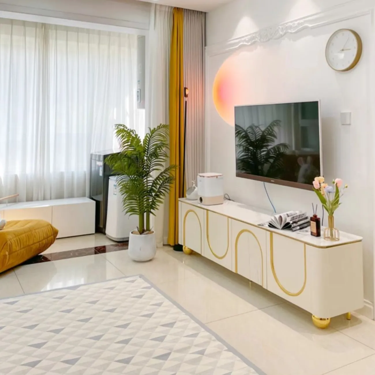 ТВ шкаф в кремовом стиле из белой каменной плиты Purple Leaf 35934-29 ТВ шкаф в кремовом стиле из белой каменной плиты Purple Leaf 35934-29