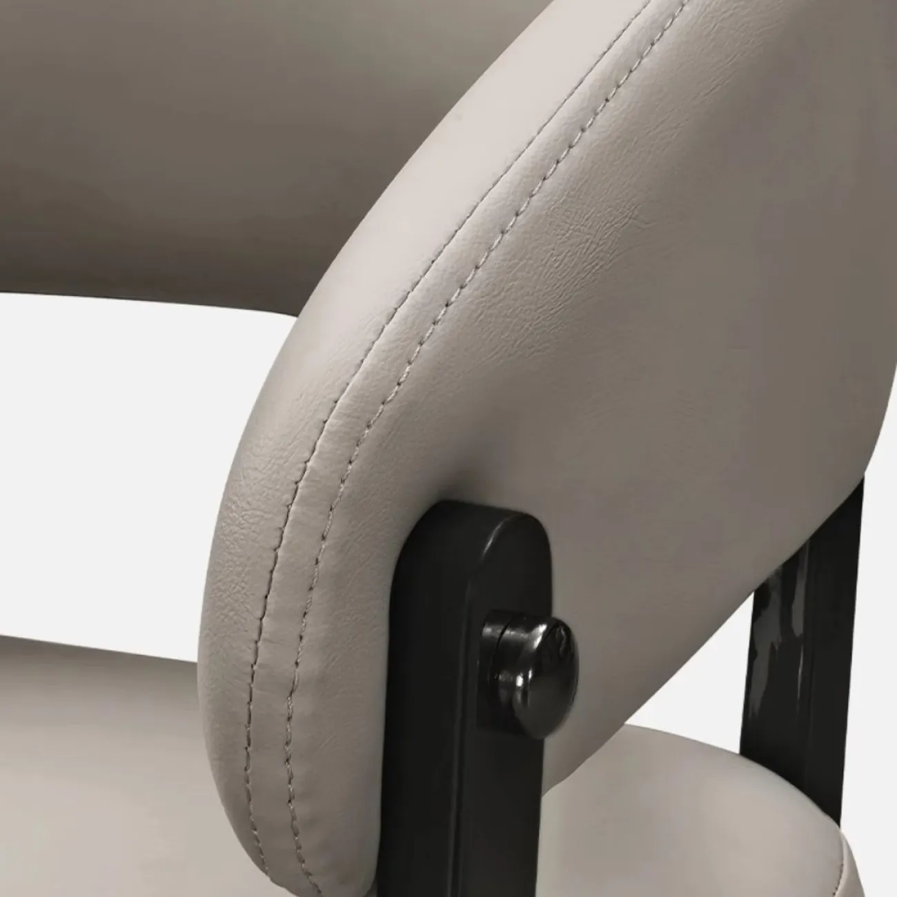 Легкий роскошный обеденный стол из натуральной кожи Purple Leaf 35955-29