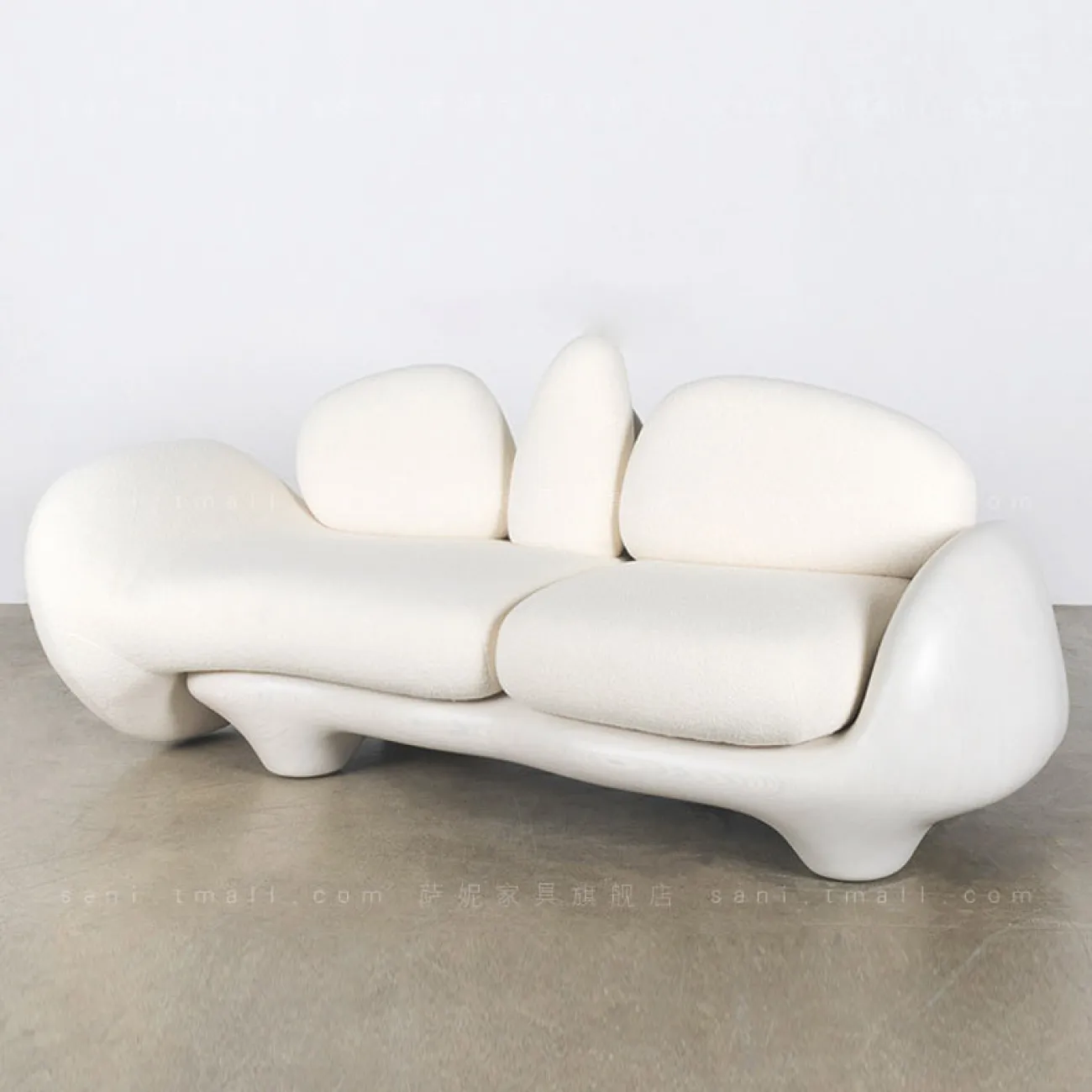 Маленький диван в стиле Ваби-саби Sani 37288-29