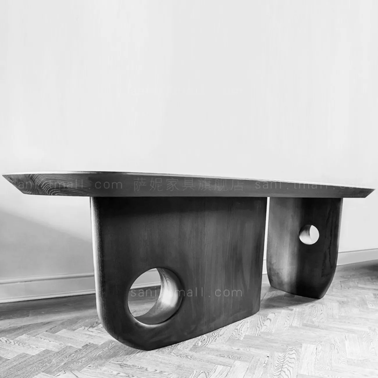 Обеденный стол в стиле Ваби-саби из массива дерева в японском стиле Sani 37295-29 Обеденный стол в стиле Ваби-саби из массива дерева в японском стиле Sani 37295-29