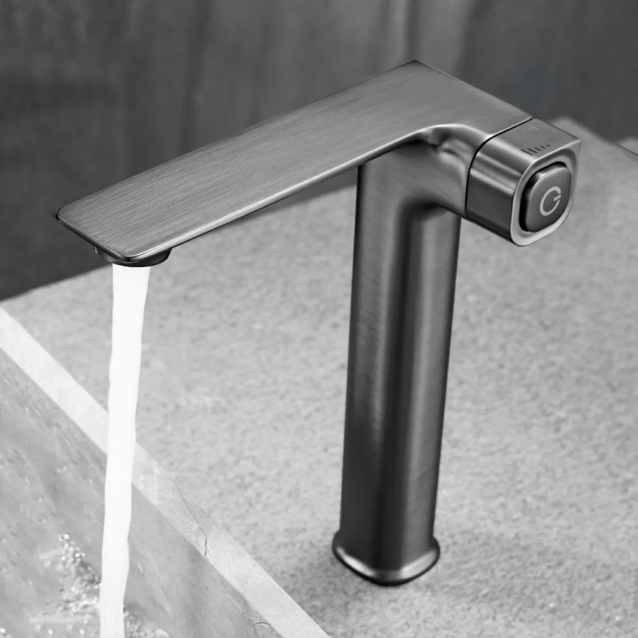 Креативный настольный смеситель для умывальника в Современном стиле LaLume MB21129-23 Креативный настольный смеситель для умывальника в Современном стиле LaLume MB21129-23