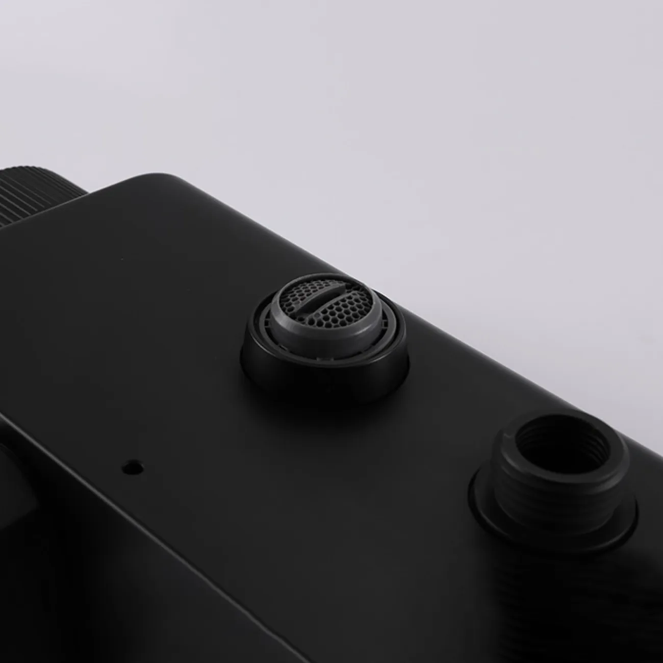 Смарт-смеситель с тропическим душем для ванной в Скандинавском стиле LaLume MB21131-23