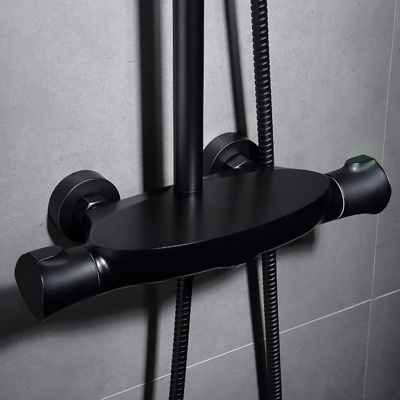 Минималистичный смеситель с тропическим душем для ванной в Скандинавском стиле LaLume MB21137-23