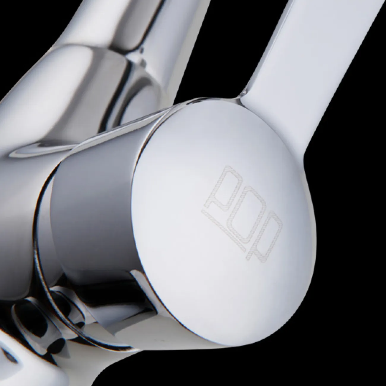 Изящный латунный смеситель для умывальника в Современном стиле LaLume MB21150-23