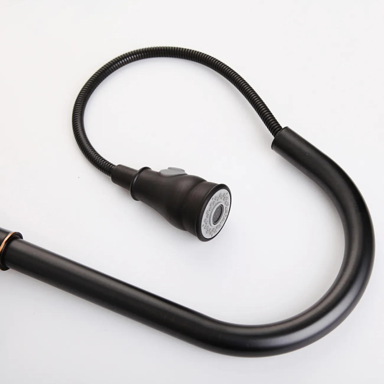 Креативный латунный смеситель для кухни в Современном стиле LaLume MB21151-23