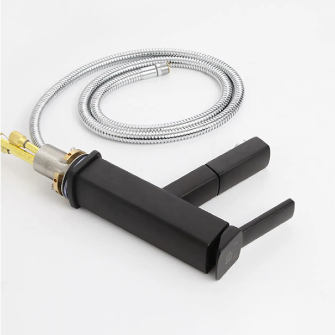 Выдвижной латунный смеситель для умывальника в Хай-тек стиле LaLume MB21152-23 Выдвижной латунный смеситель для умывальника в Хай-тек стиле LaLume MB21152-23