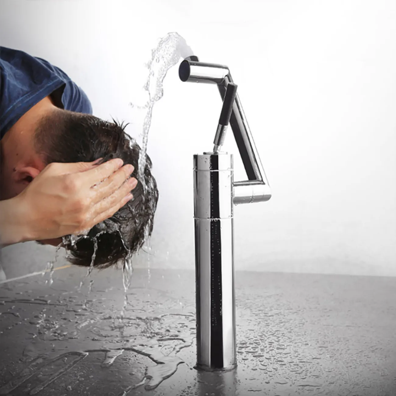 Изысканный латунный смеситель для умывальника в Хай-тек стиле LaLume MB21155-23