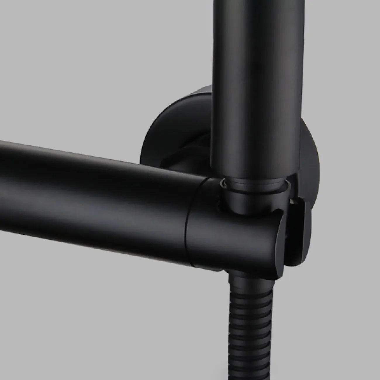 Креативный латунный смеситель с душем для ванной в Современном стиле LaLume MB21160-23