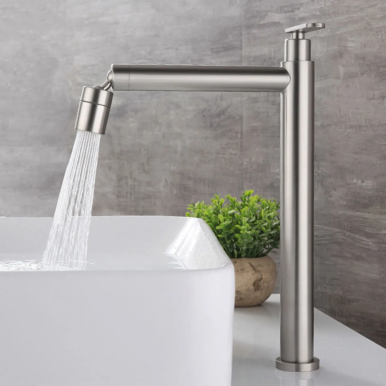 Минималистичный стальной смеситель для умывальника в Современном стиле LaLume MB21163-23