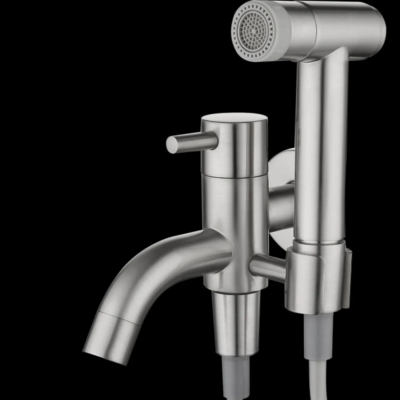 Минималистичный латунный смеситель с гигиеническим душем для ванной в Современном стиле LaLume MB21165-23 Минималистичный латунный смеситель с гигиеническим душем для ванной в Современном стиле LaLume MB21165-23