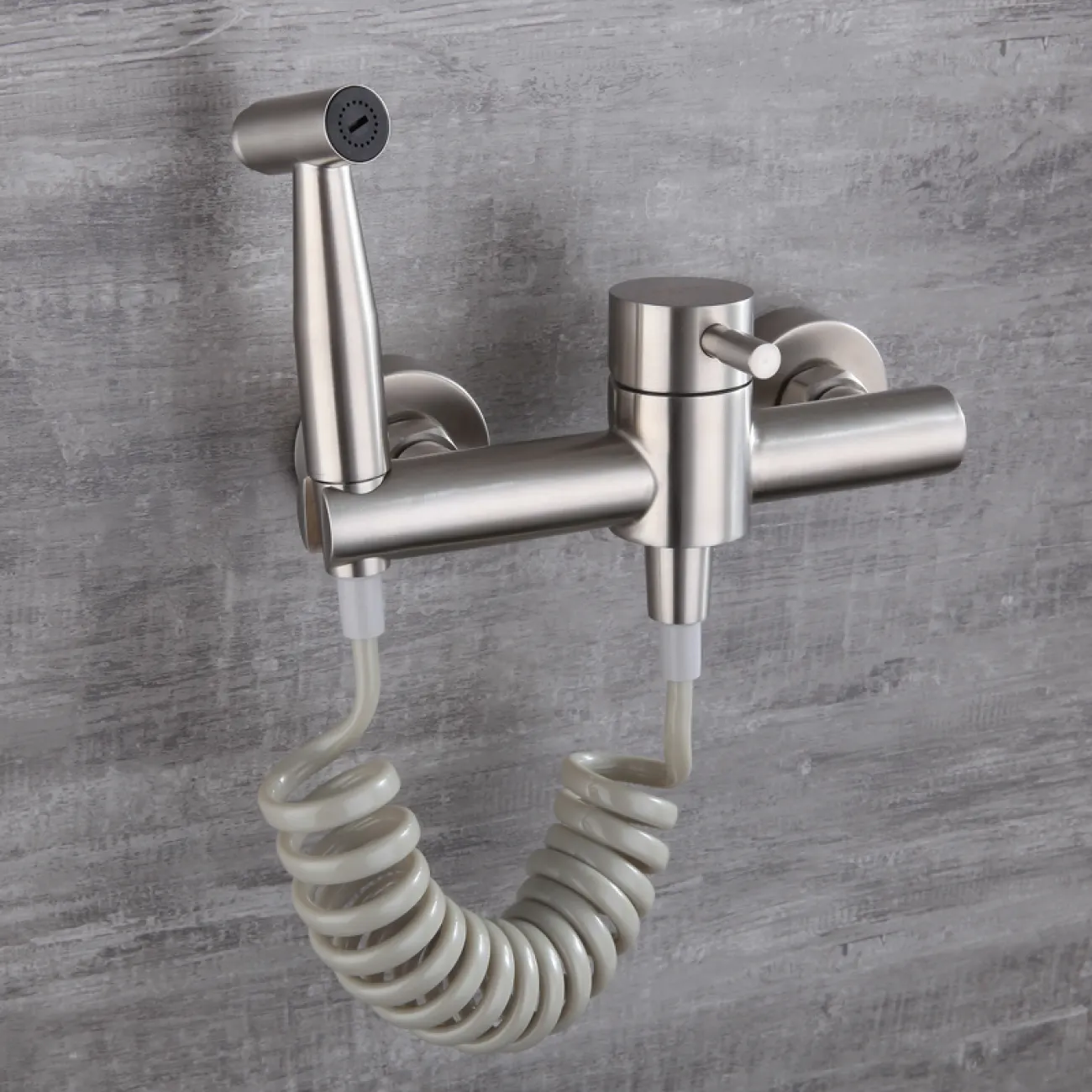 Минималистичный стальной смеситель с душем для ванной в Современном стиле LaLume MB21168-23