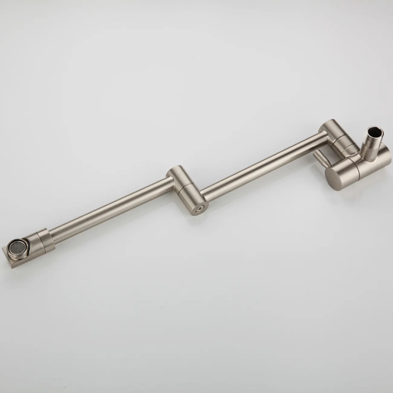 Минималистичный латунный смеситель с душем для ванной в Современном стиле LaLume MB21170-23