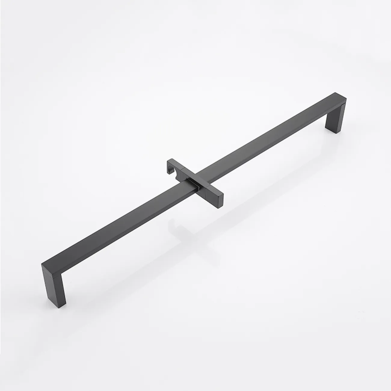 Изящный латунный смеситель с тропическим душем для ванной в Современном стиле LaLume MB21175-23