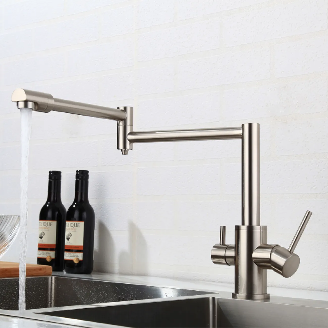 Креативный латунный смеситель для кухни в Хай-тек стиле LaLume MB21181-23