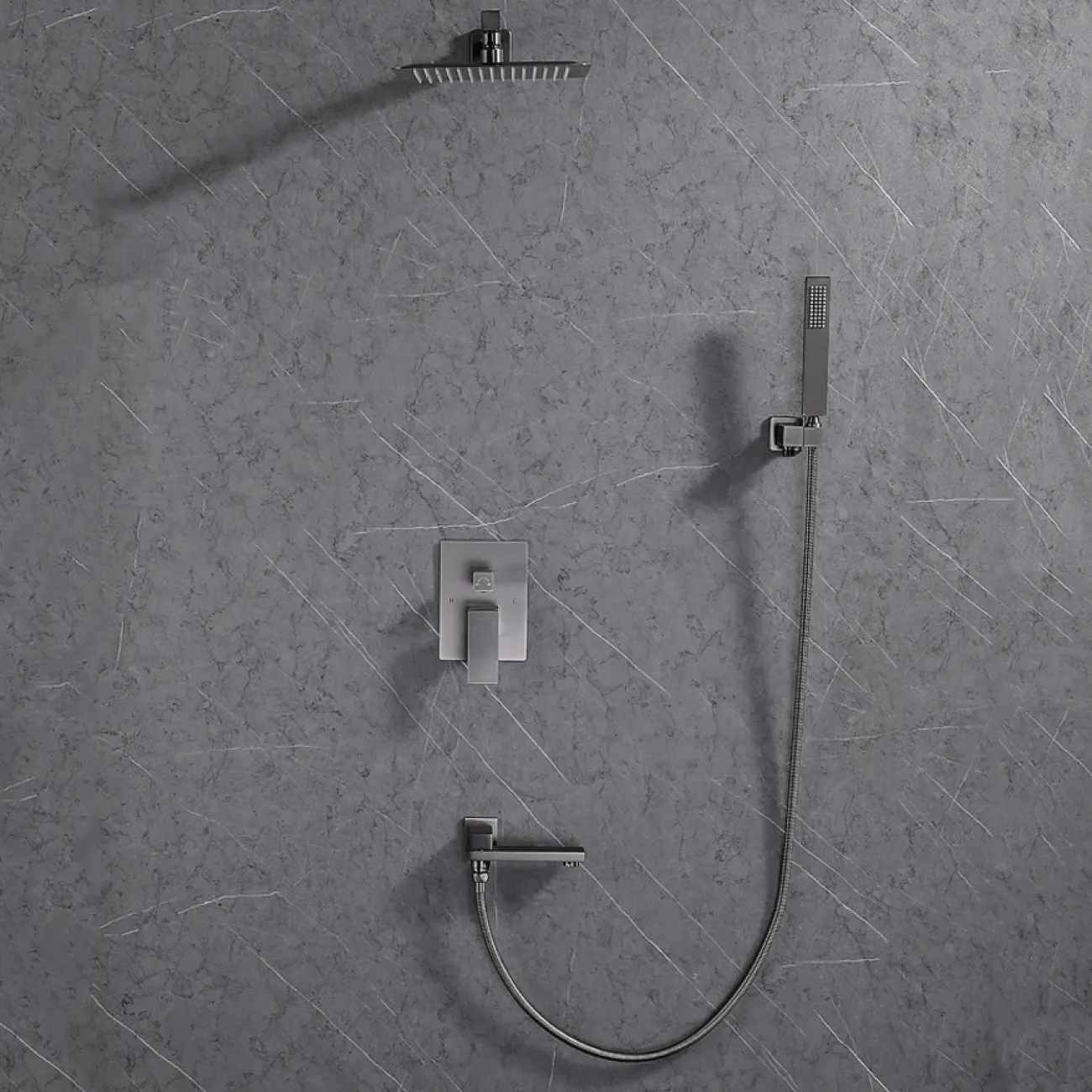 Роскошный латунный смеситель с тропическим душем для ванной в Хай-тек стиле LaLume MB21189-23 Роскошный латунный смеситель с тропическим душем для ванной в Хай-тек стиле LaLume MB21189-23