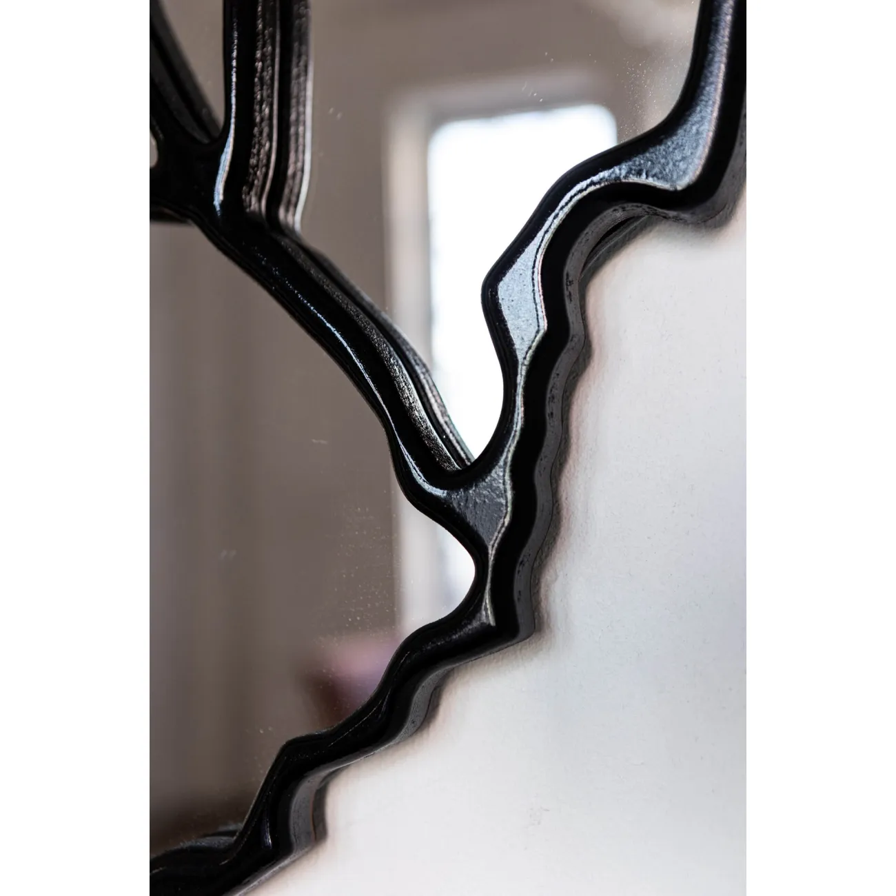 Зеркало Roots Black от LaLume Зеркало Roots Black от LaLume