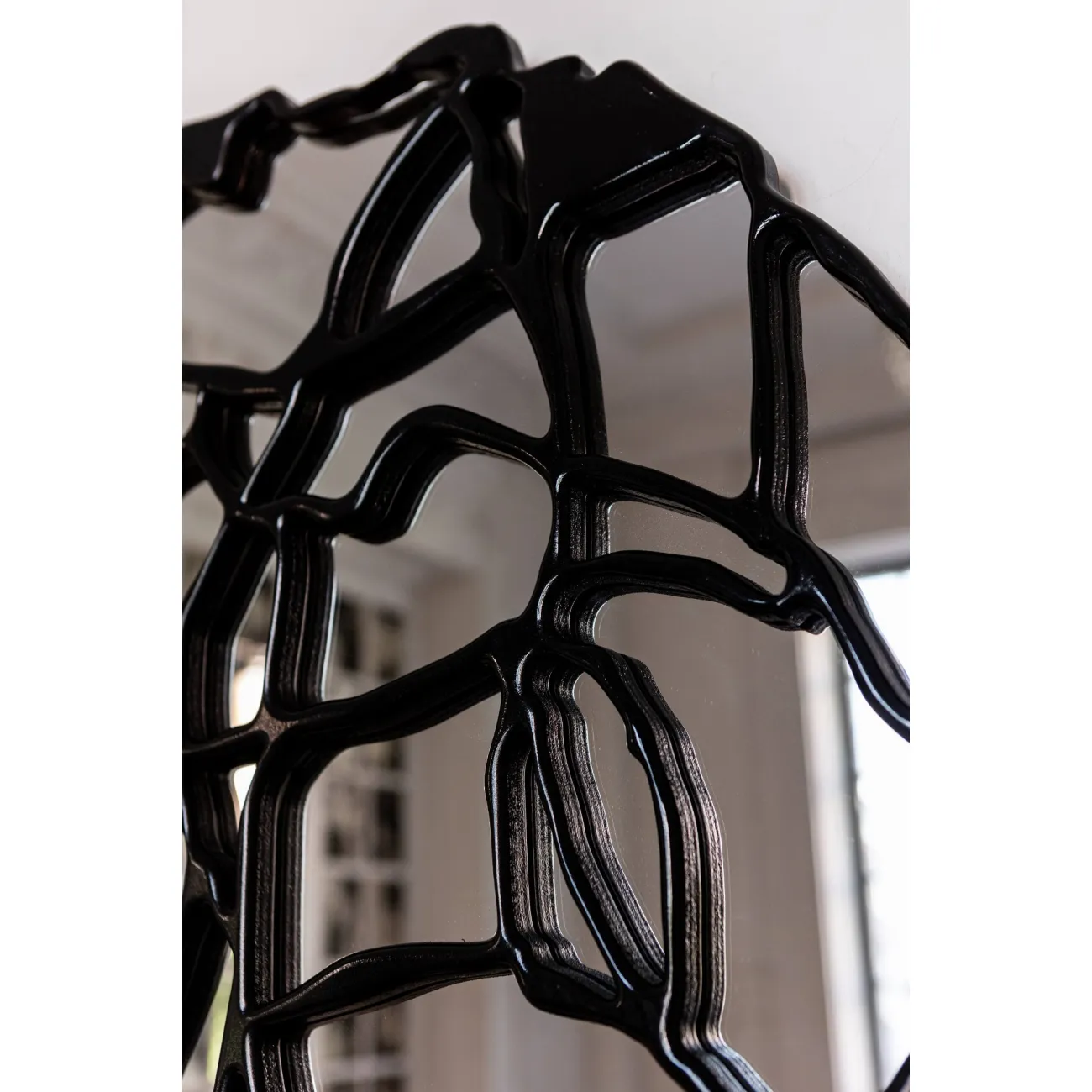 Зеркало Roots Black от LaLume Зеркало Roots Black от LaLume