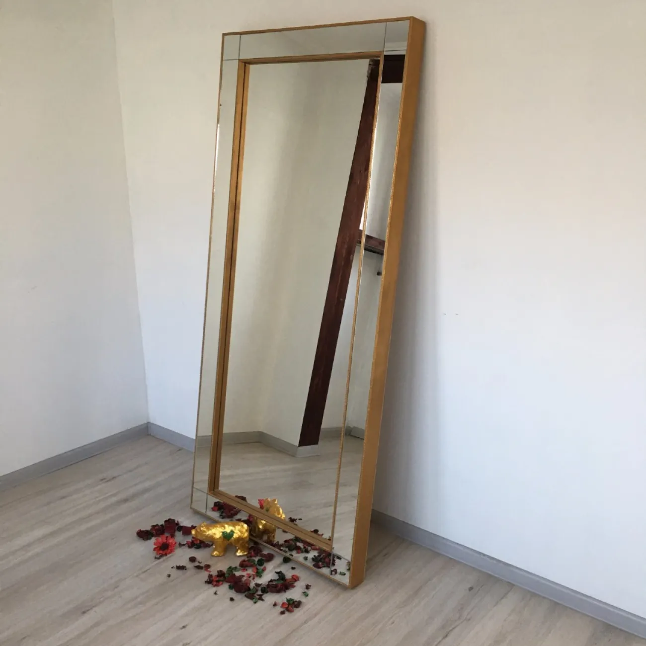 Зеркало Valentino от LaLume