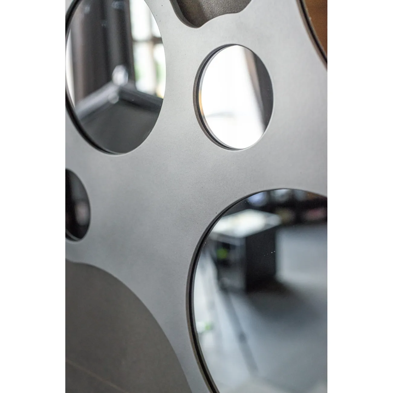 Зеркало Round Eyes Silver от LaLume