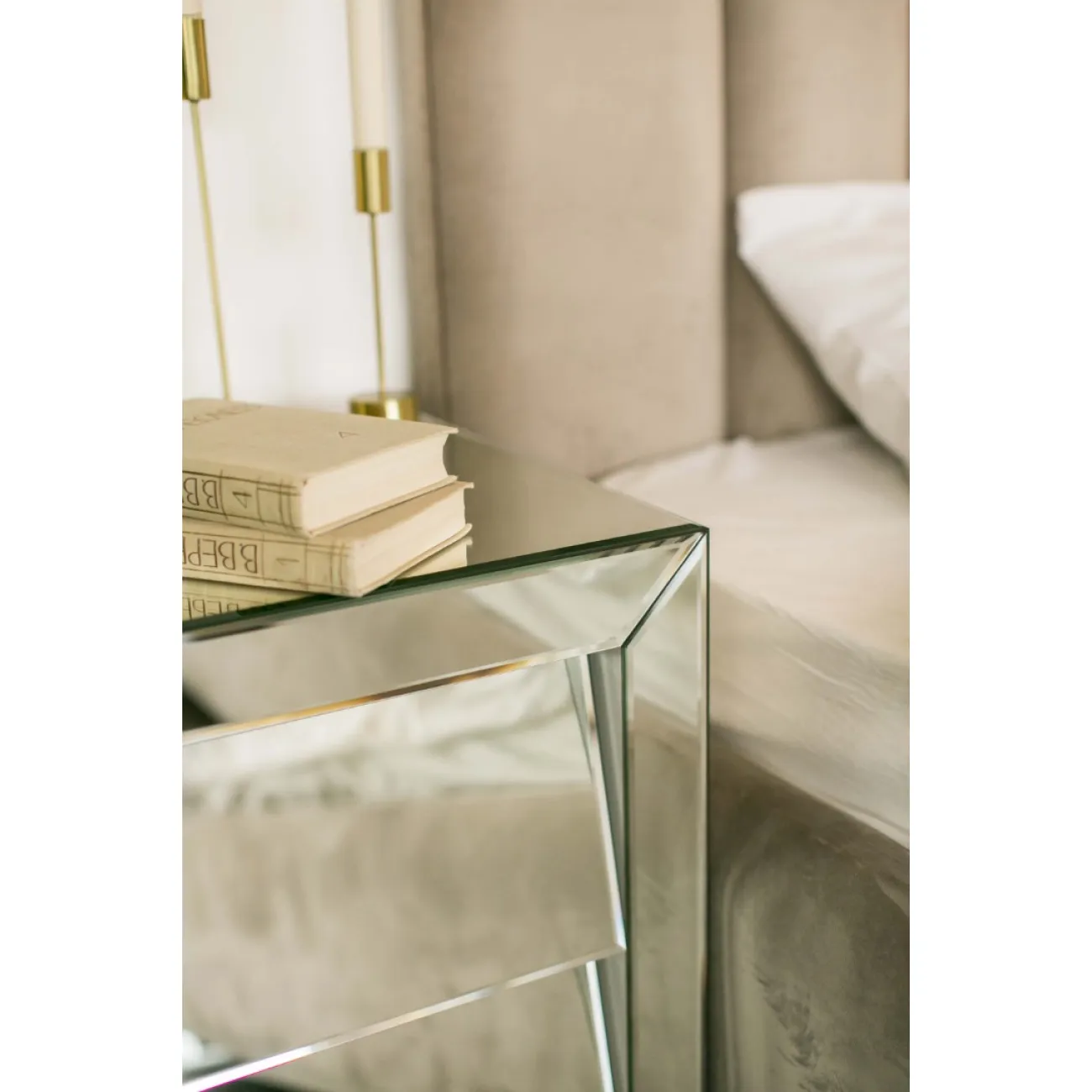 Тумба Adele от LaLume Тумба Adele от LaLume