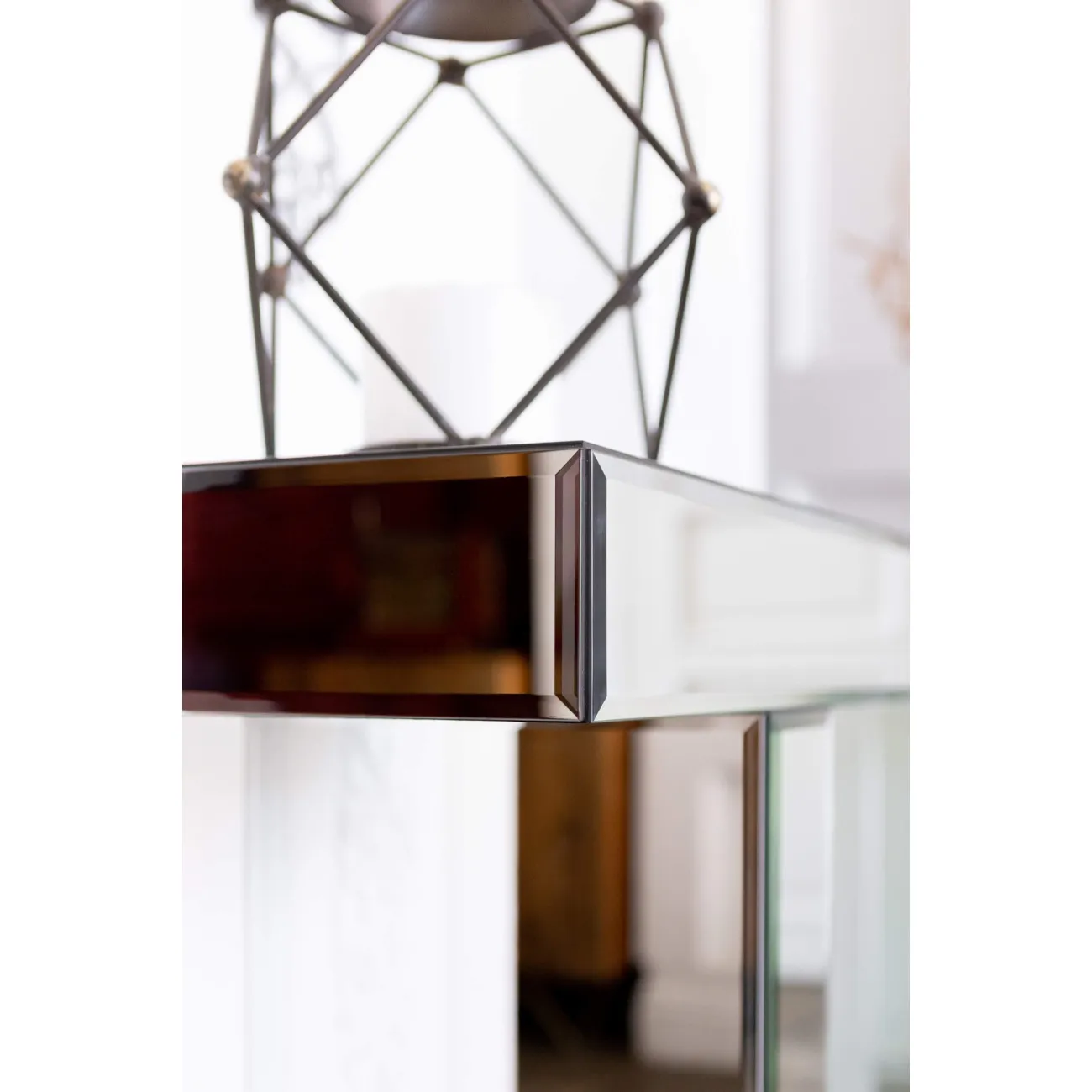 Консоль Slanses от LaLume