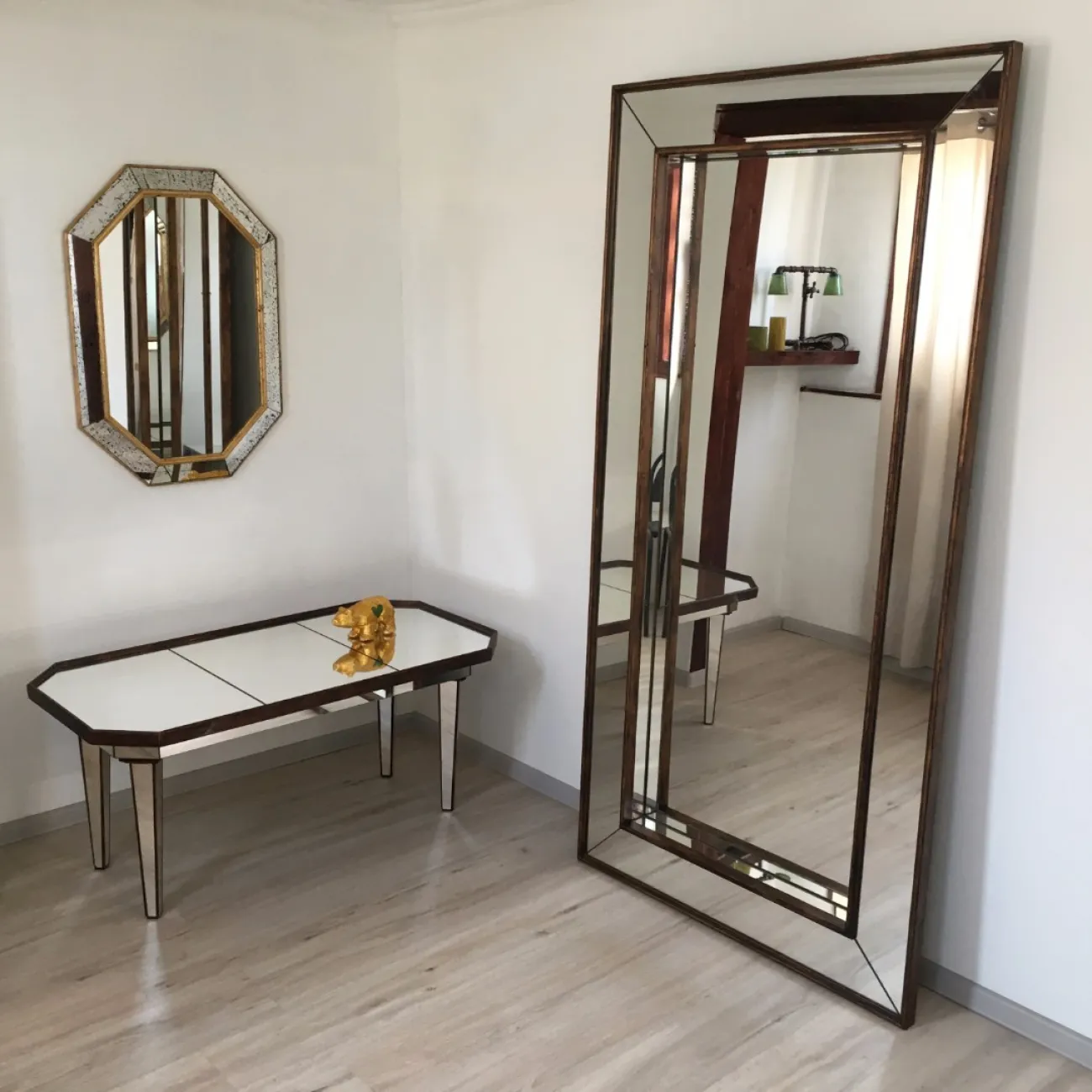 Зеркало Julian Gold от LaLume Зеркало Julian Gold от LaLume