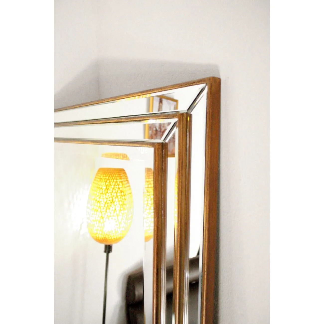 Зеркало Ruiz Gold от LaLume Зеркало Ruiz Gold от LaLume