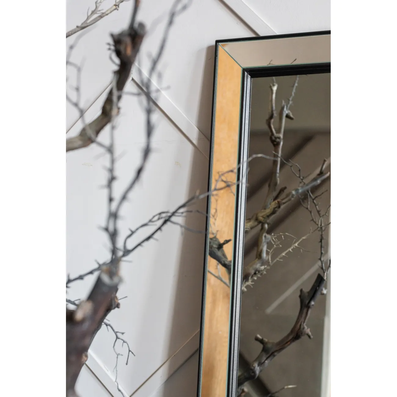 Зеркало Mirage Black от LaLume Зеркало Mirage Black от LaLume