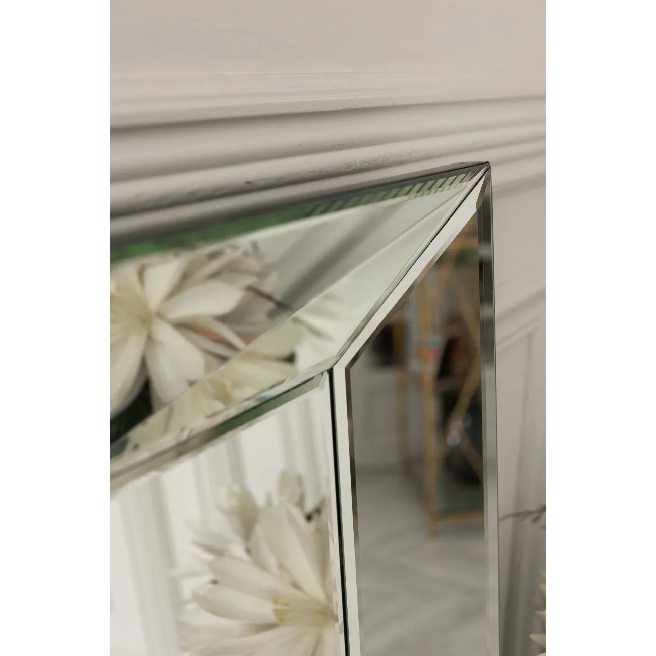 Зеркало Monna от LaLume Зеркало Monna от LaLume