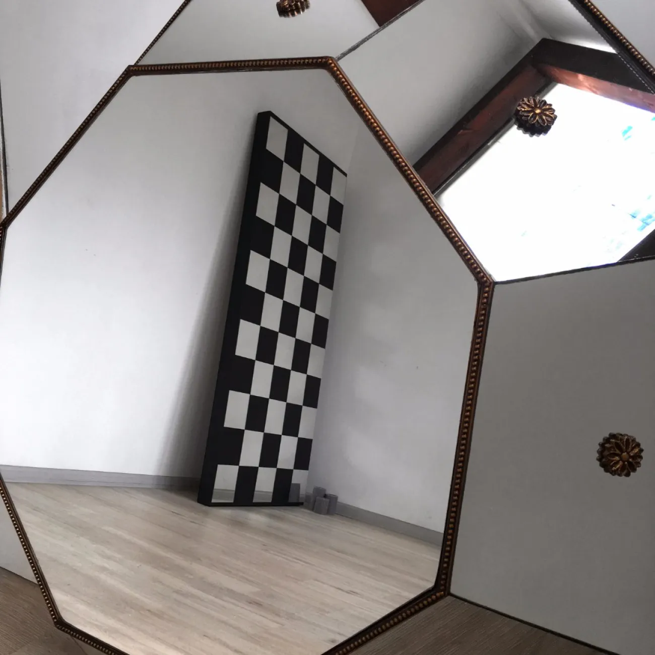 Зеркало Chess от LaLume