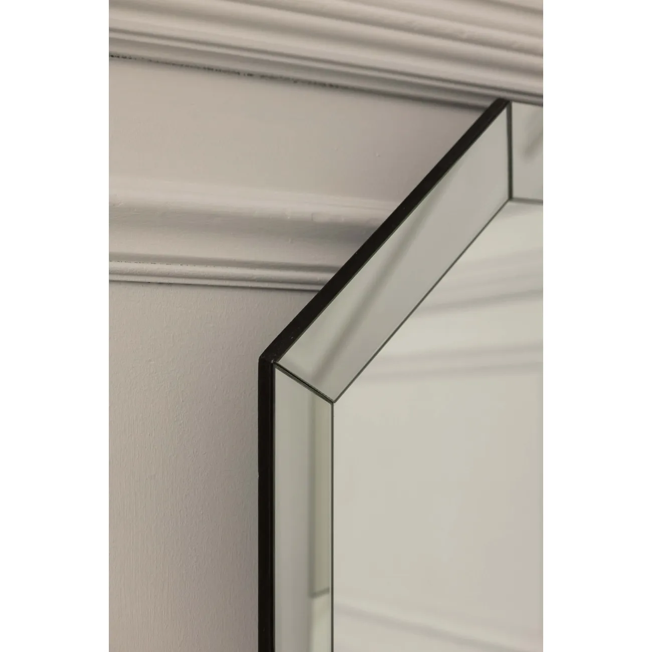 Зеркало Feranza от LaLume