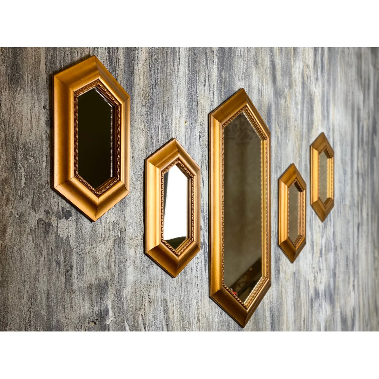 Зеркальная композиция Edith от LaLume