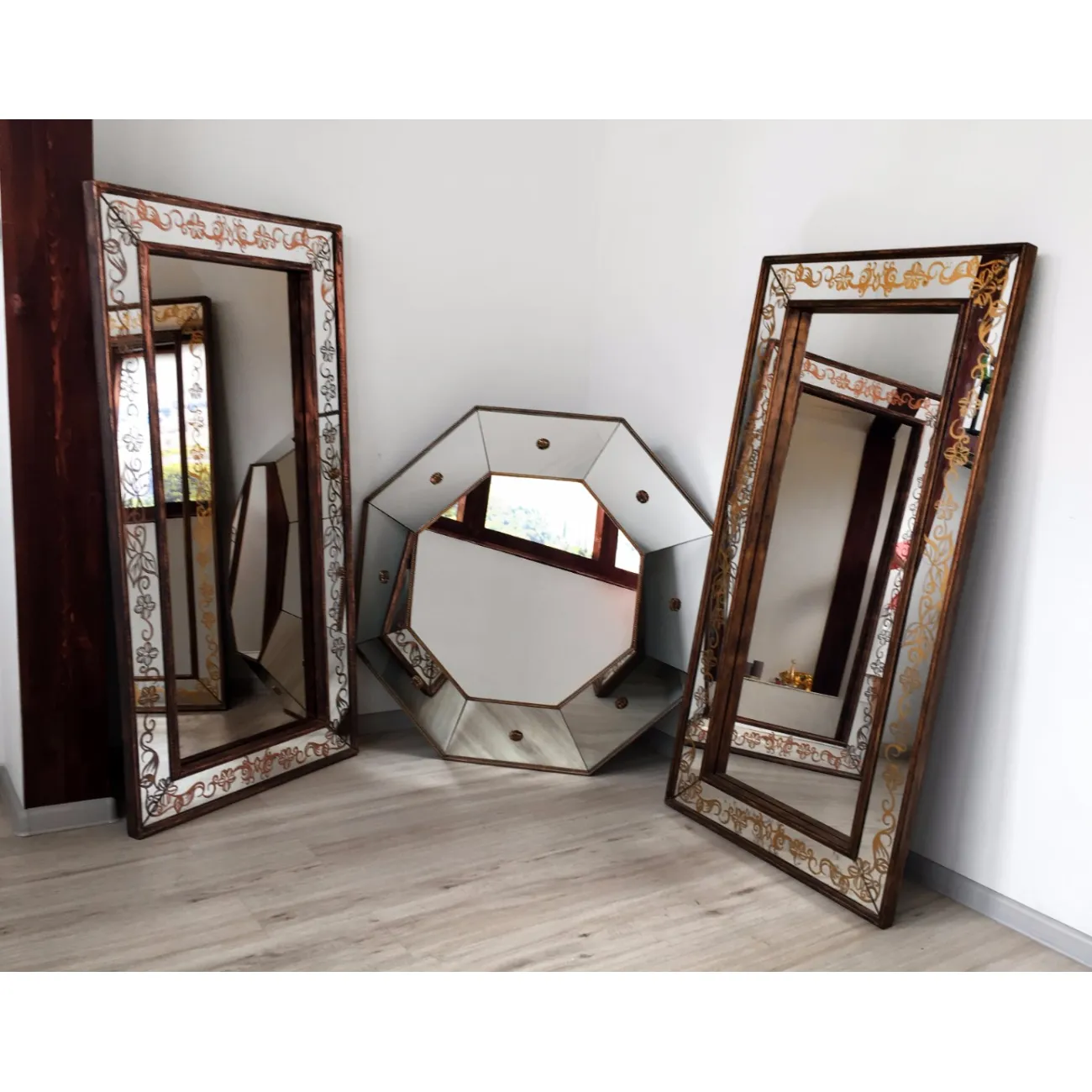 Зеркало Mid Exultancy от LaLume