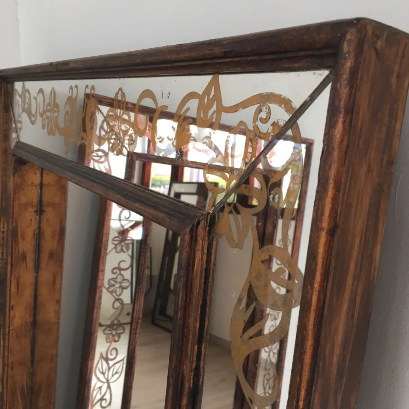 Зеркало Mid Exultancy от LaLume