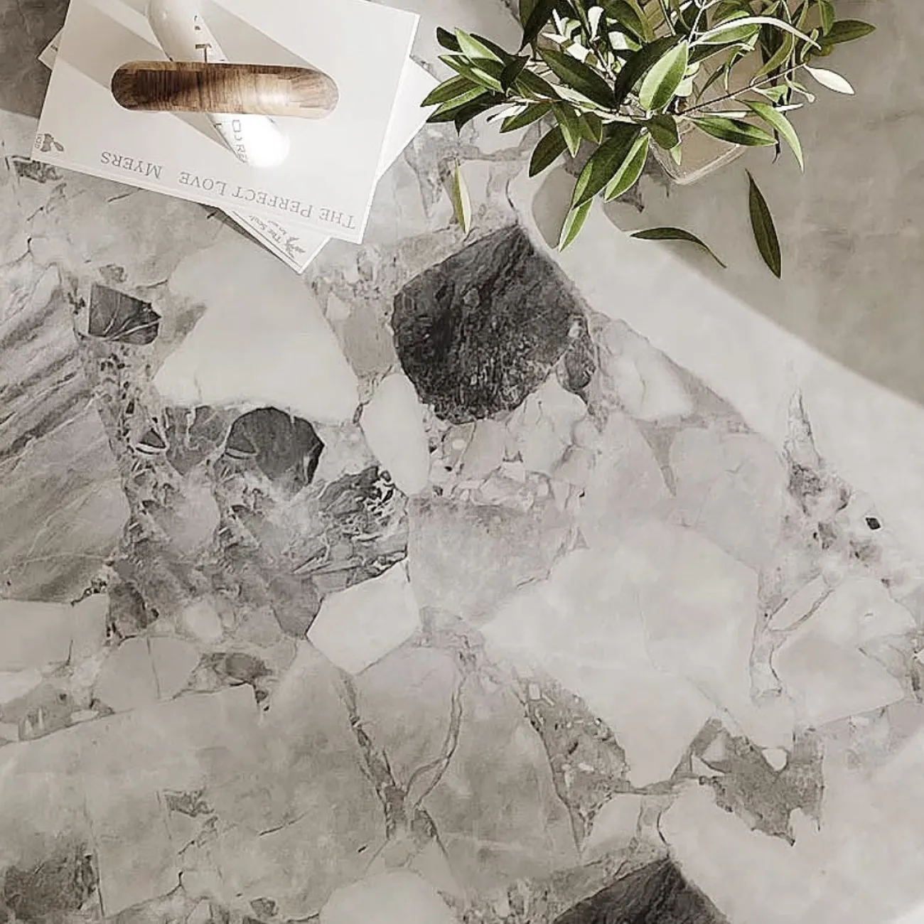 Большой и маленький круглый журнальный столик из мрамора Tide Leader 35768-29