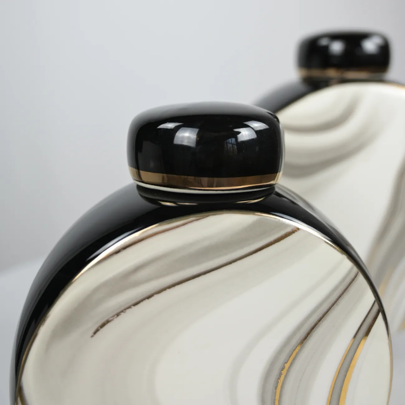 Ваза «Фляга» LaLume DK_601914 H19.5 Ваза «Фляга» LaLume DK_601914 H19.5