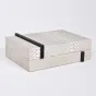 Белая квадратная декоративная коробка LaLume DK_FB-PG2017B L23