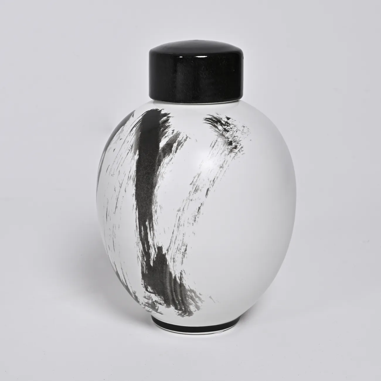 Современная декоративная керамическая ваза «Мазок кистью» LaLume DK606580-23 H21.5 Современная декоративная керамическая ваза «Мазок кистью» LaLume DK606580-23 H21.5