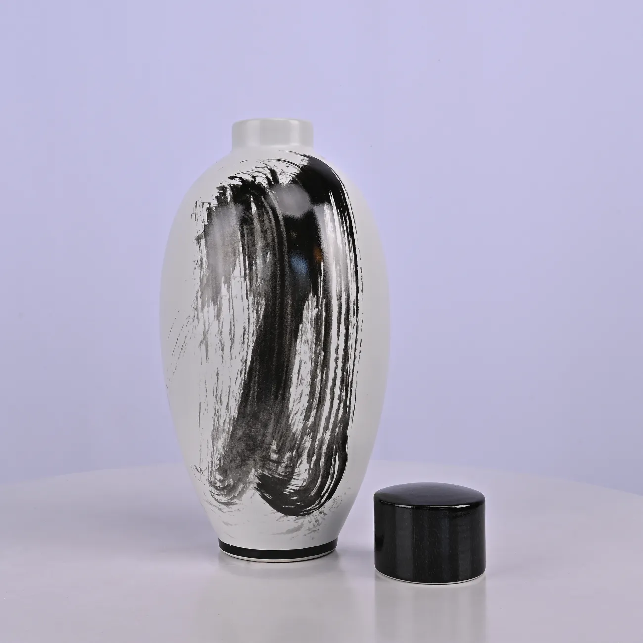 Современная декоративная керамическая ваза «Мазок кистью» LaLume DK606580-23 H30