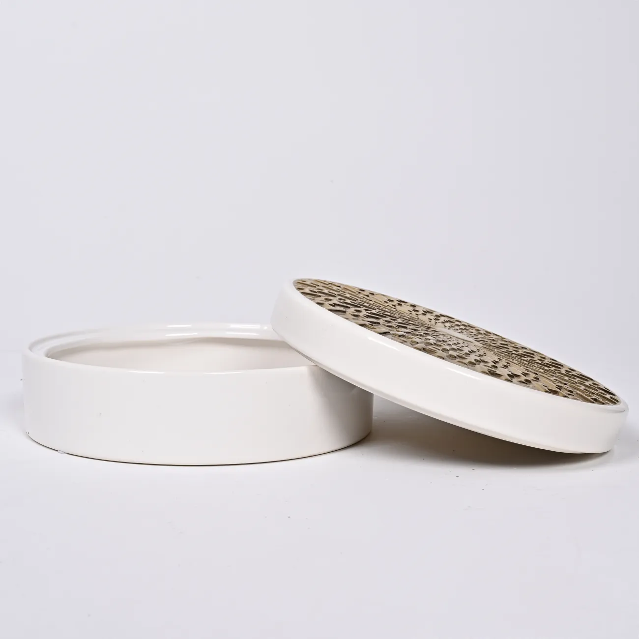 Купить Керамическая коробка LaLume DK_FL-D421B D24по самым низким ценам с быстрой доставкой по РФ и странам СНГ