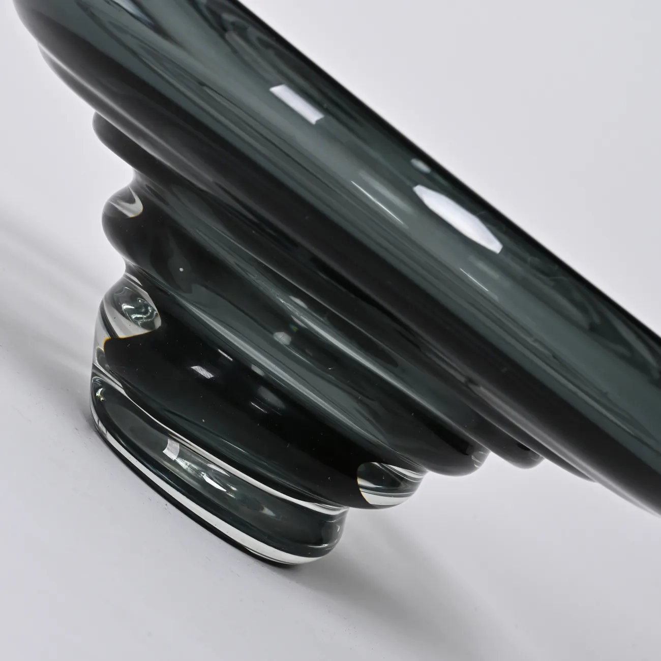 Ваза «Спираль» LaLume DK_FB-ZS2041B Серый H11.5