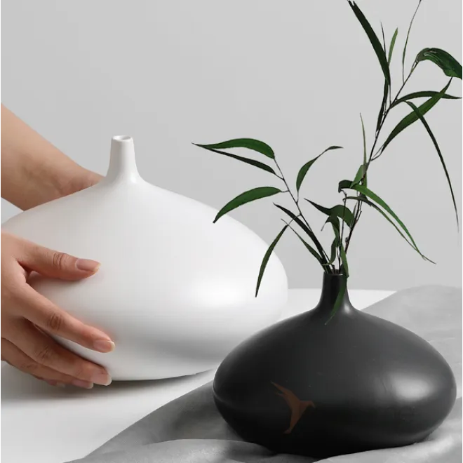Керамическая ваза Oval