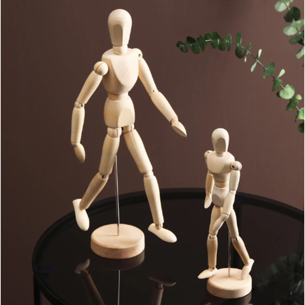 Деревянные статуэтки ручной работы 