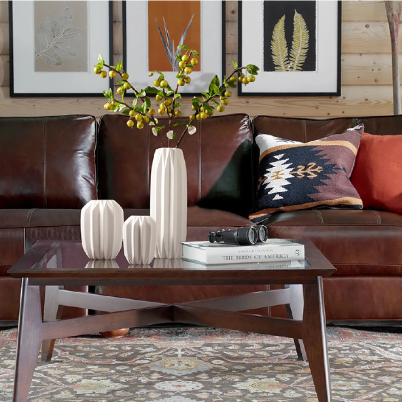 Белая керамическая ваза Harmonic