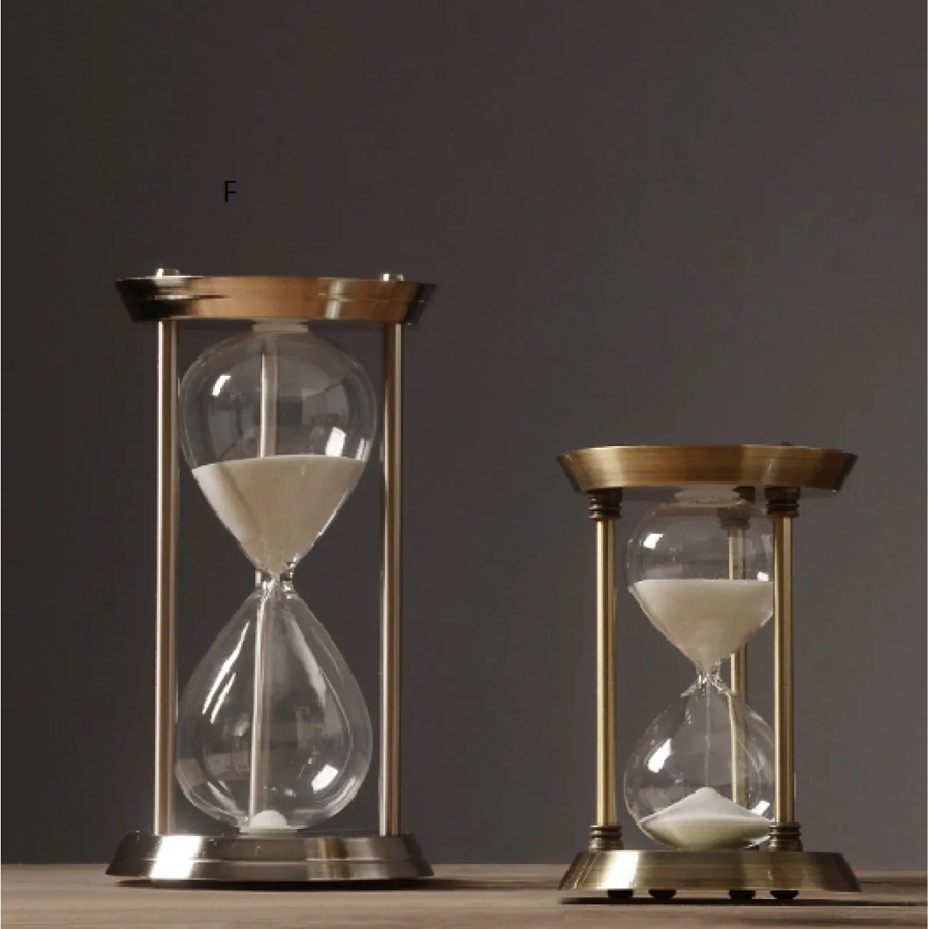 Скандинавские творческие металлические песочные часы Aquarium 