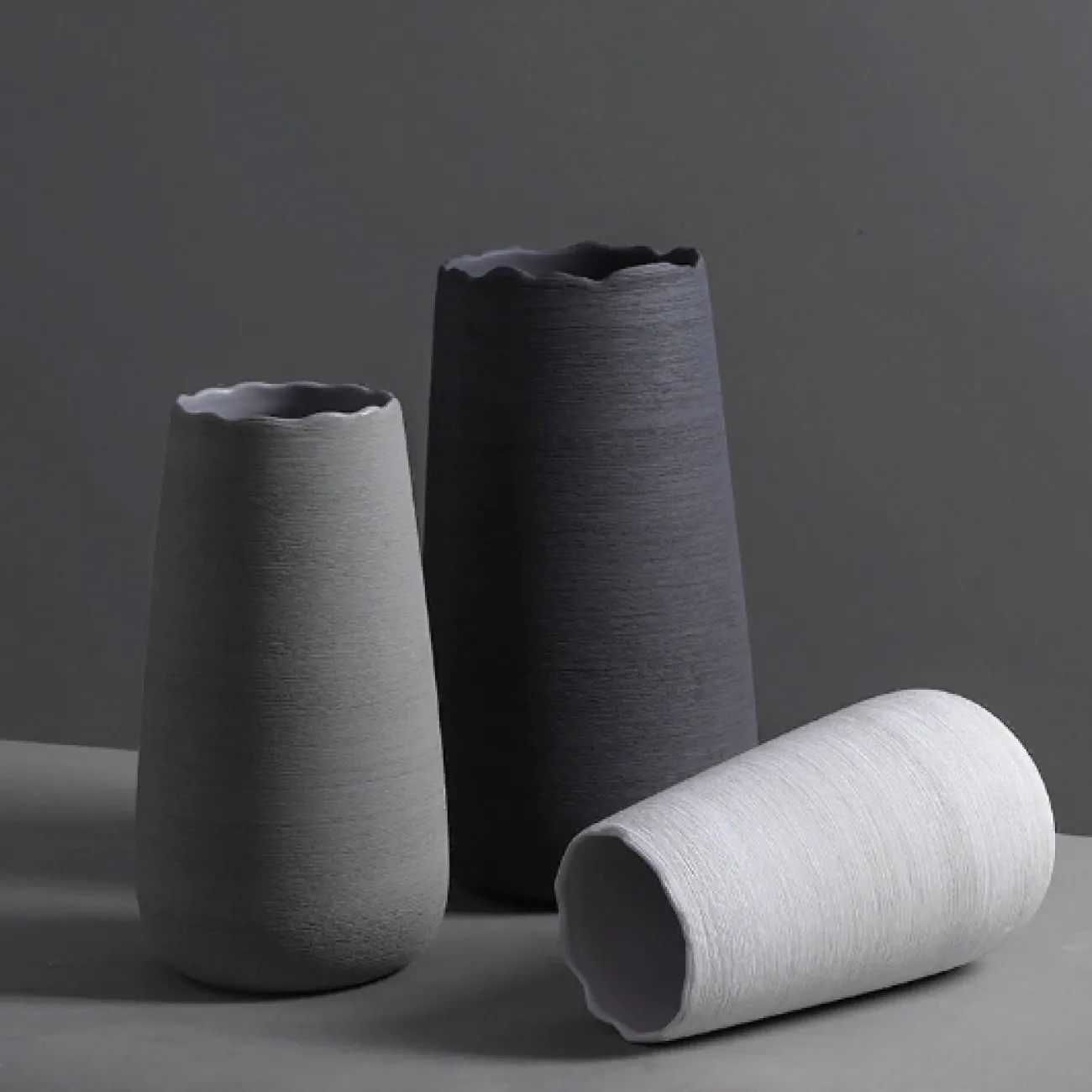 Скандинавская ваза искусство и наследие ручной работы Brightness Скандинавская ваза искусство и наследие ручной работы Brightness