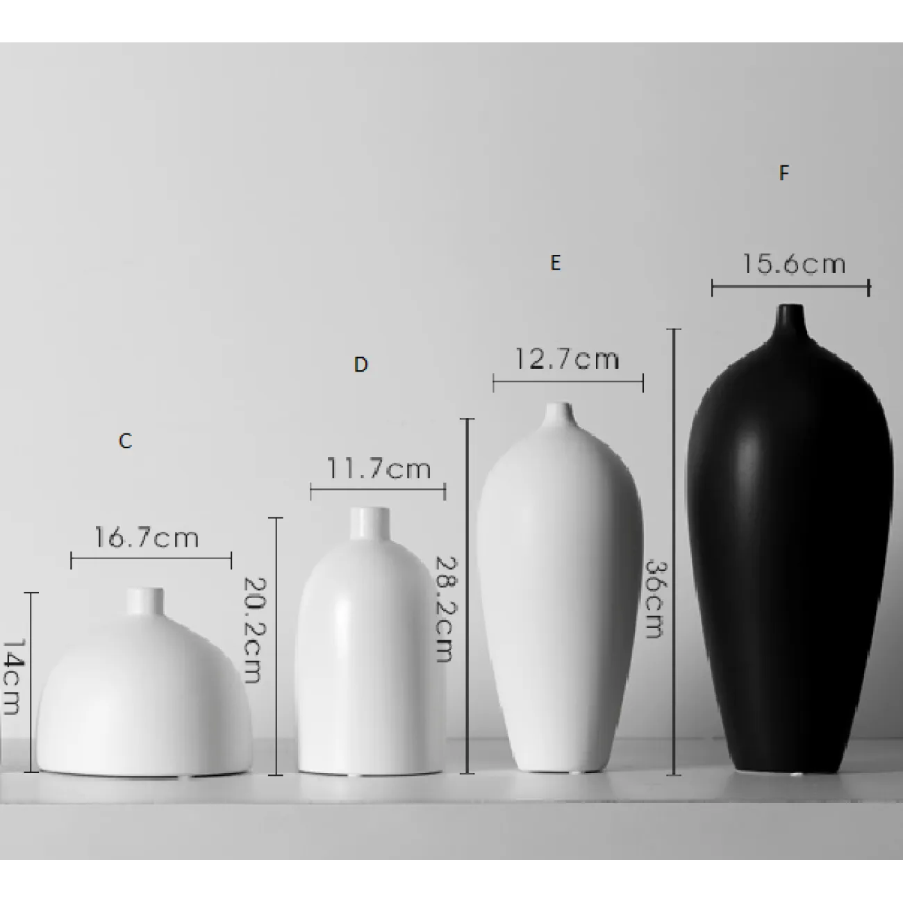 Керамическая ваза с узким горлом Smooth