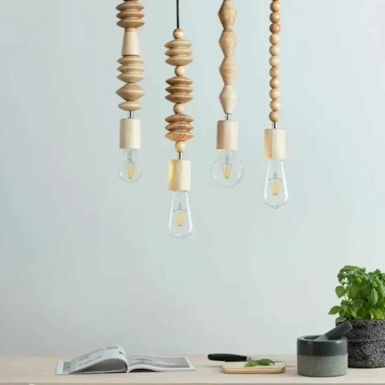 Подвесной светильник Tree Light C с деревянным декором от LaLume Подвесной светильник Tree Light C с деревянным декором от LaLume