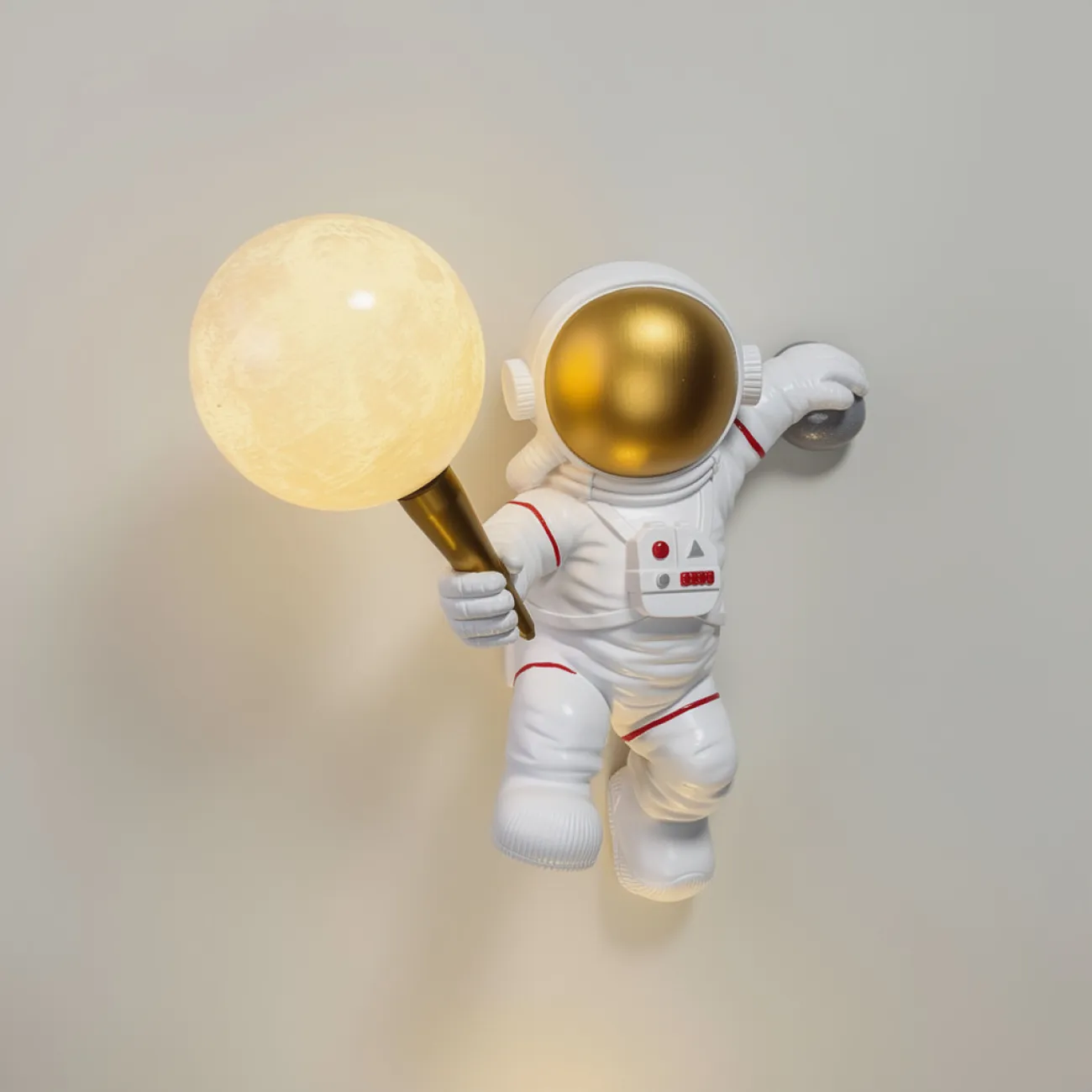 Настенный светильник Astronaut в космической теме от LaLume Настенный светильник Astronaut в космической теме от LaLume