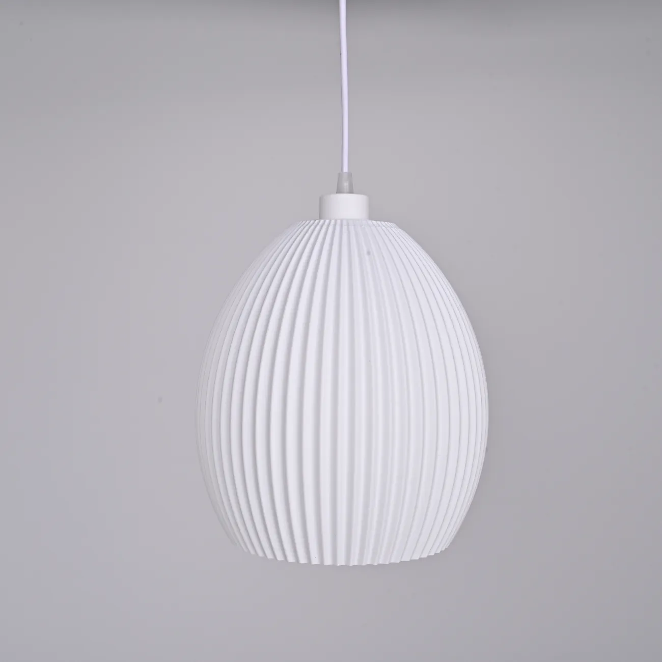 Подвесной светильник Ribbed Dome с рифлёным плафоном от LaLume